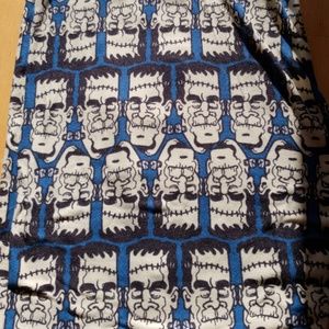 LULAROE TC FRANKENSTEIN LEGGINGS!